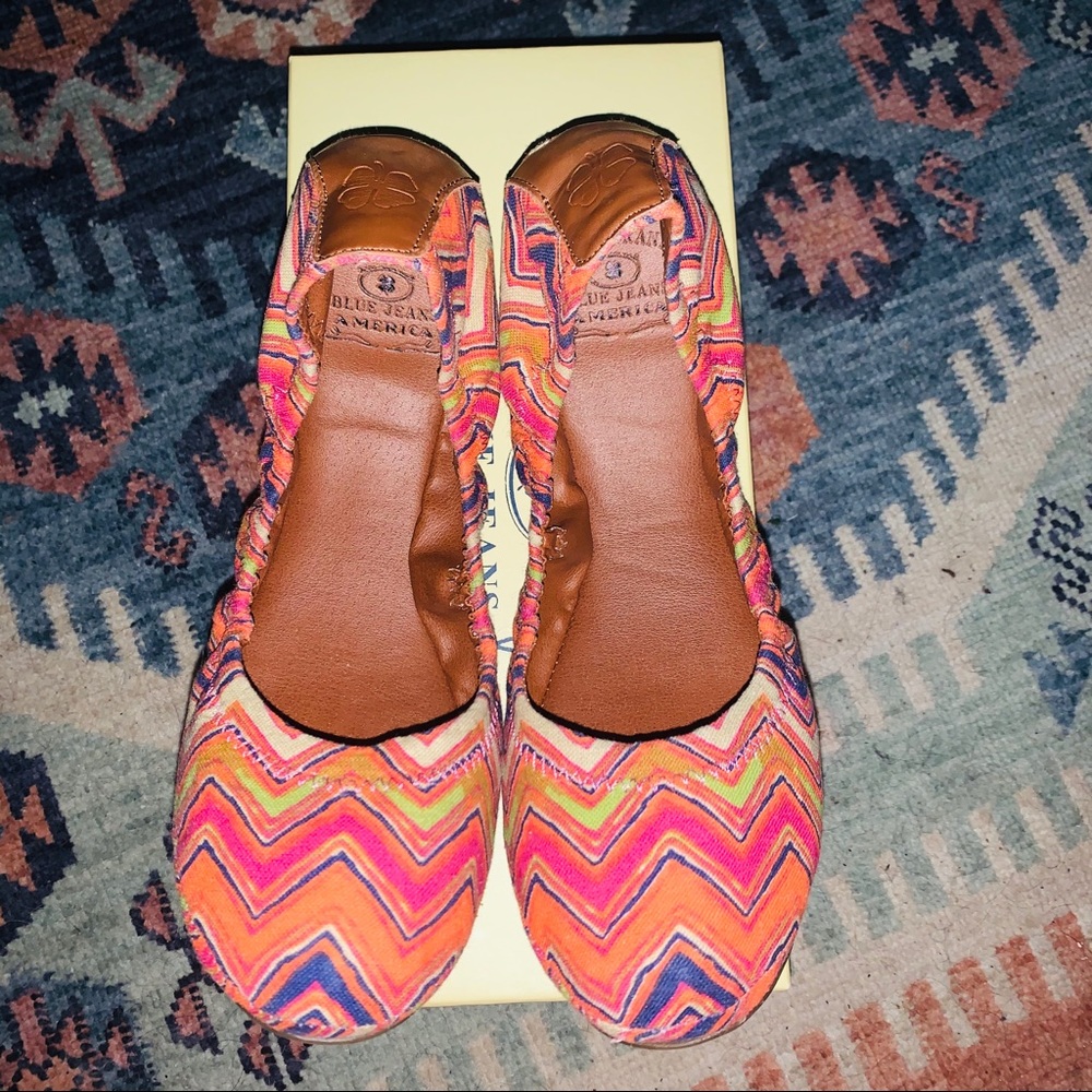 Women’s Chevron Striped Lucky Brand Flats Size 8